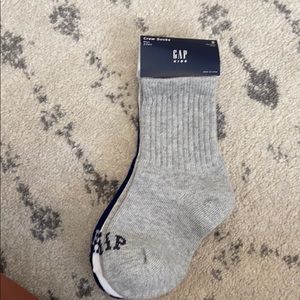 Boys Gap crew socks